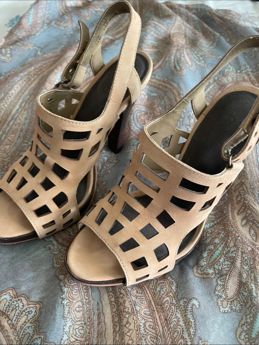 Women's Tan Cutout Slingback Heeled Sandals
